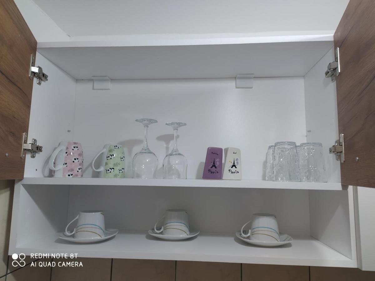 Apartman Studio Pavle I Petra เซรมสกี คาร์ลอฟซี ภายนอก รูปภาพ
